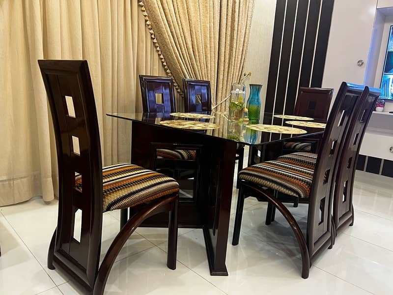 6 chairs dinning table 4