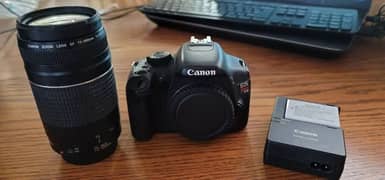 CANON T2I DSLR