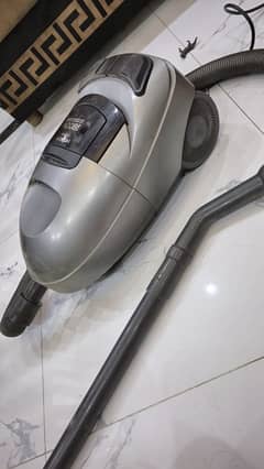 Hitachi Vacuum cleaner