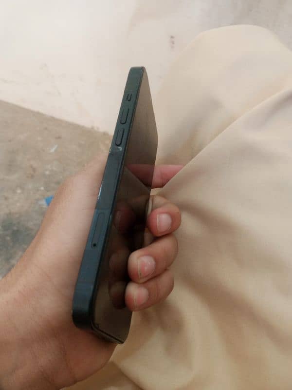 iphone 13 2