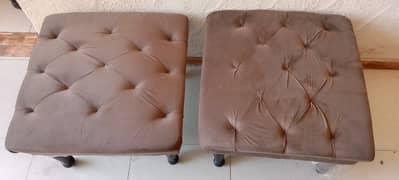 5 setter sofa set n 4 setter puffi set