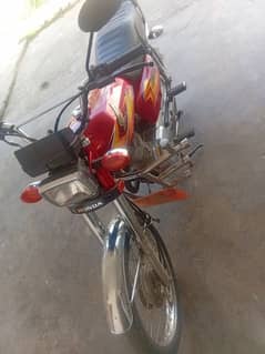 Honda cg 125 . read the ad for the description