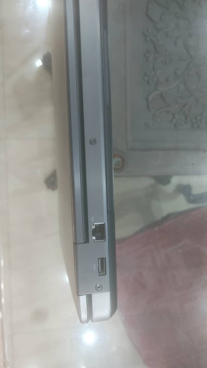 Dell Latitude e6540 (i7): Perfect for Gaming and Professional Work 7