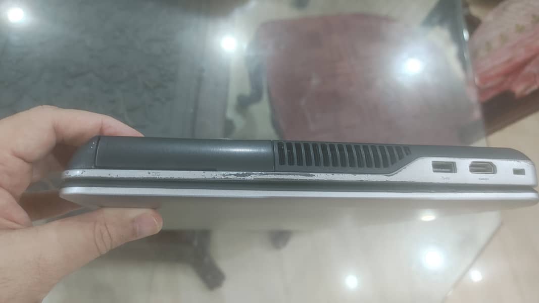 Dell Latitude e6540 (i7): Perfect for Gaming and Professional Work 10