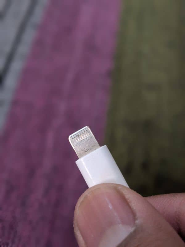 iphone 20W power adapter 2