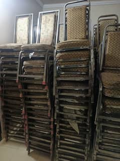 200 hundreds used chair condition newly for house restaurant.