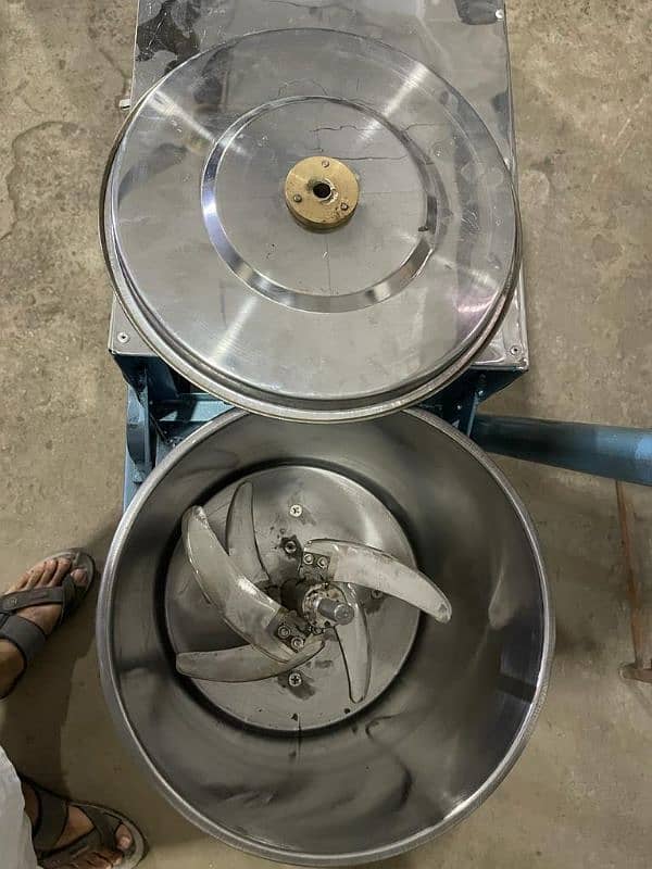 Cheese shredder Machine Haleem Mixer Mayonnaise Making Kachumber Grind 4