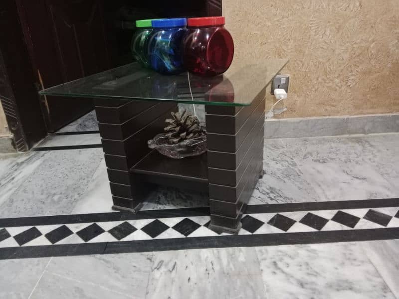 3 center tables 0