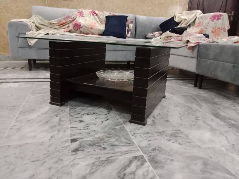 3 center tables 4