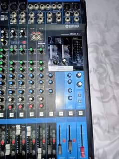 Yamaha MG16XU console pree for sell lush condition