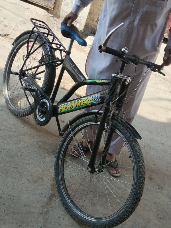 hummer bycycle brand new condition just use 3 mobth new tyre 3