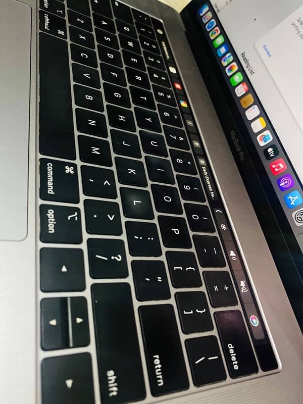MacBook PRO i7 16GB Ram with SSD New condition 10/10 2