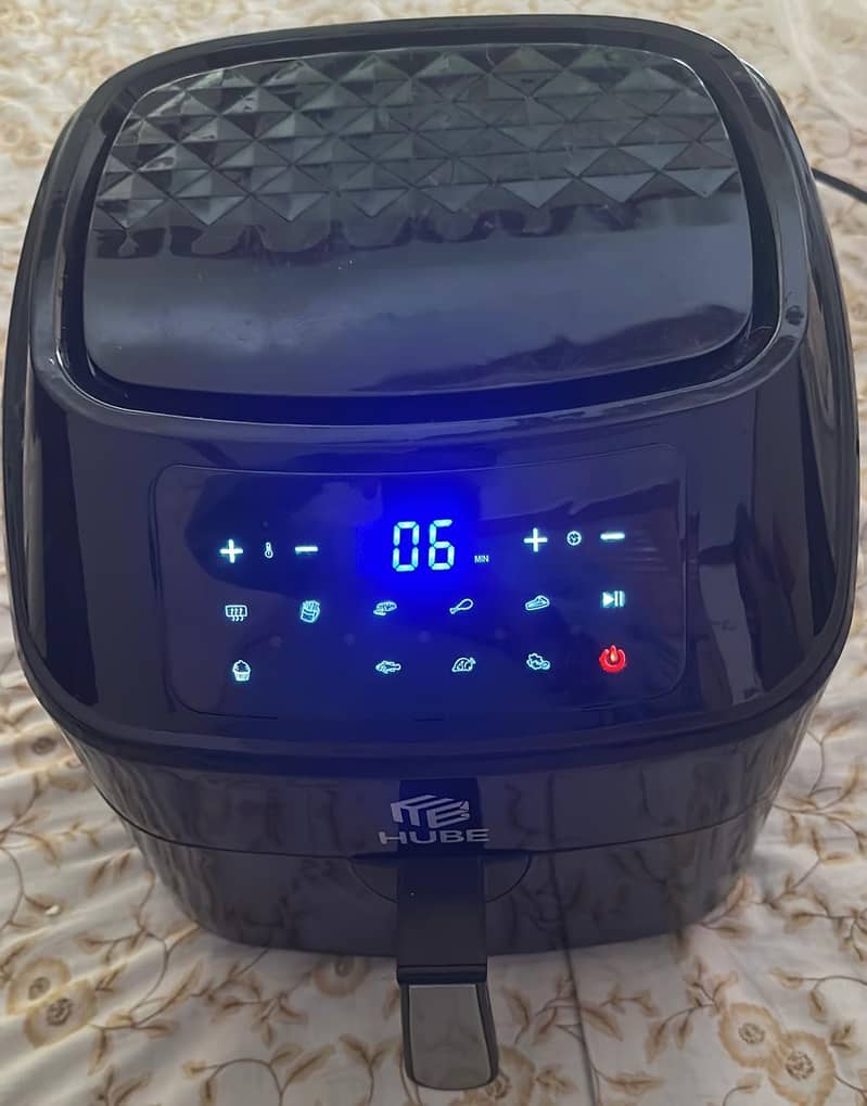 Cooking with the Hube 7 Litre Air Fryer - Healthier, Tastier, Easier! 5