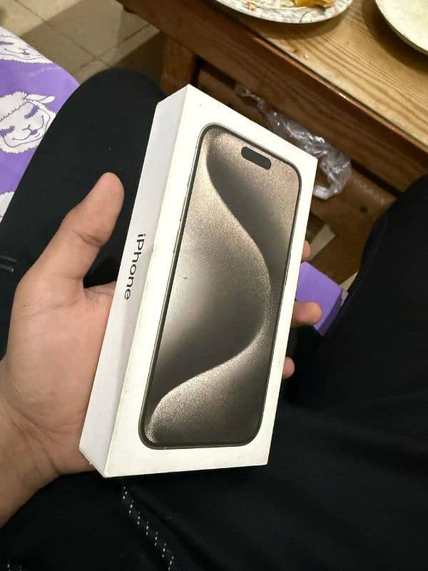 15 Pro 256gb JV with Box 1