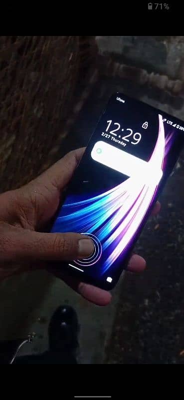 Aquos zero 2 4