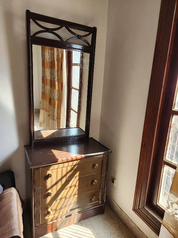 Bed and Dressing Table for Sale 5