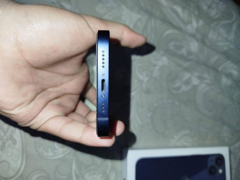 iPhone 13 with box jv 6