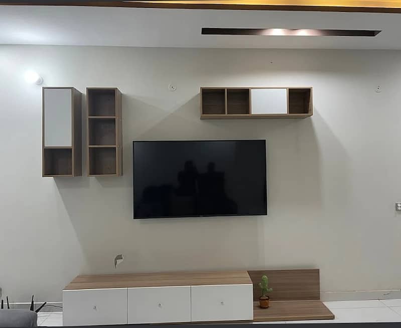 LED Rack/TV Consol 11