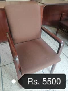 Wooden Chairs / Wood chairs / Solid wood chairs / Plastic chairs