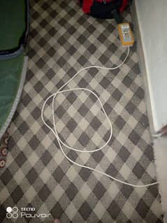 Carpet sell (12×12) used condition with fix Price 7000 Vip Material