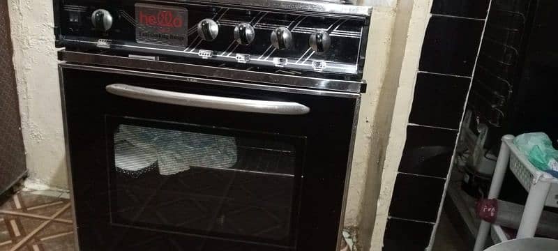 gas stove ,with three top burners ,new only burners are used 4