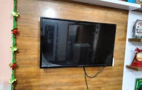 Samsung 32 inch LCD