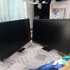 2 LCD/ MONITOR