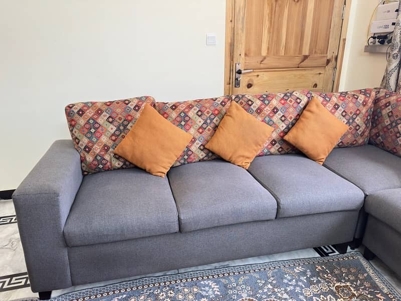 8 Seater L shaped sofa with cushions and cover 2