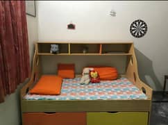 2 Single kids bed