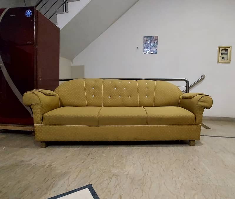 Brand New Complete Sofa Set & Table Set 0