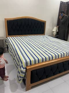 Double Bed king size/poshish Bed set/