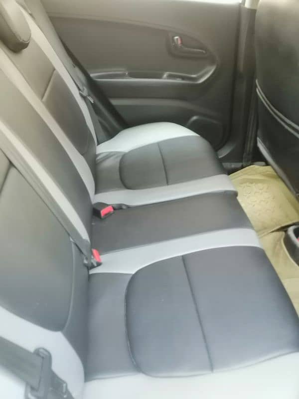 KIA Picanto 2023 7