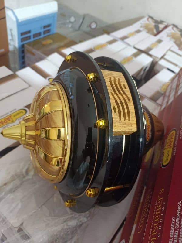 12 volt 30 watt  AC . DC Fan WI Fi Remote 4