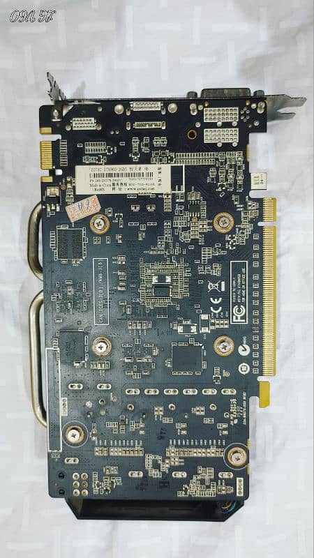 Core i7 4790 (3.60Ghz), Zotec GTX 960 2gb, 16gb DDR3 Ram & 128gb SSD 15