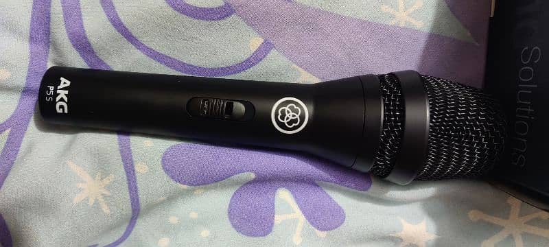 Akg microphone 100% original perception live p5s 6
