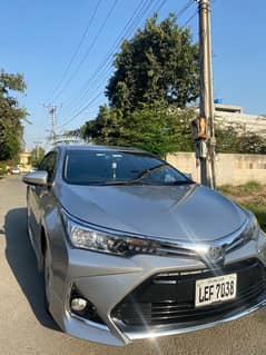 Toyota Corolla Altis 2015 10/10 just like new