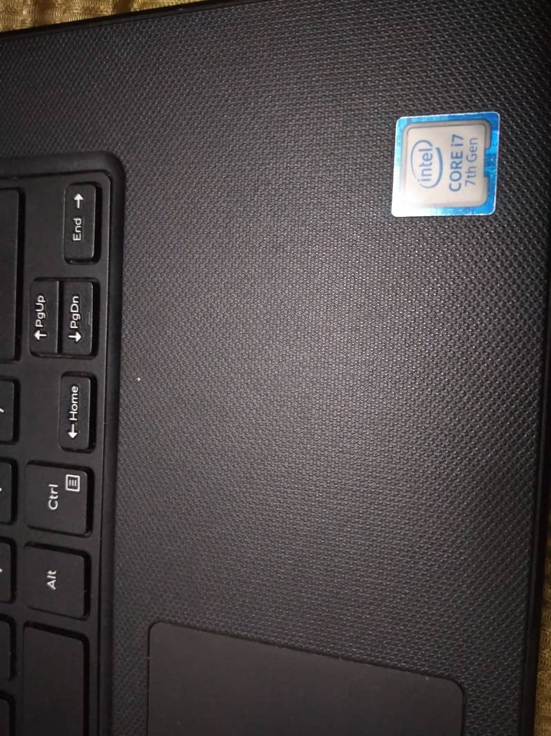 Core i7 7 generation dell laptop 3