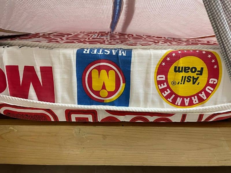 King Size Bed with King Size mattress 3