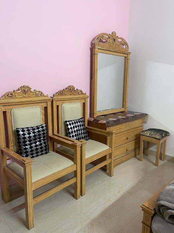 King Size Bed with King Size mattress 6
