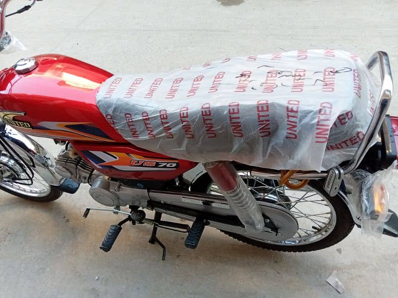United 70 2025 Model Islamabad registered Bike for sale 5