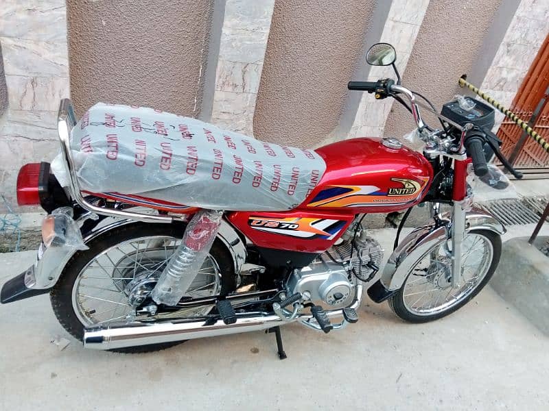 United 70 2025 Model Islamabad registered Bike for sale 8