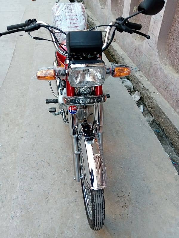 United 70 2025 Model Islamabad registered Bike for sale 9