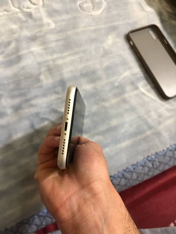 iphone xr jv 1