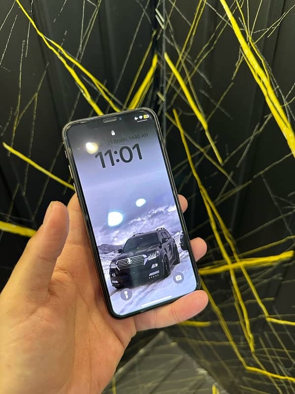 iPhone XS Gold Factory Unlock 6