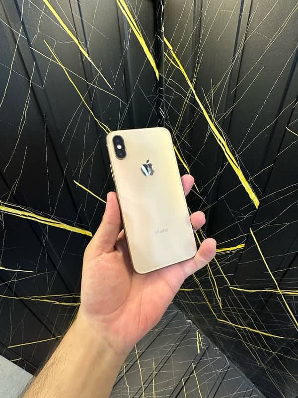 iPhone XS Gold Factory Unlock 8