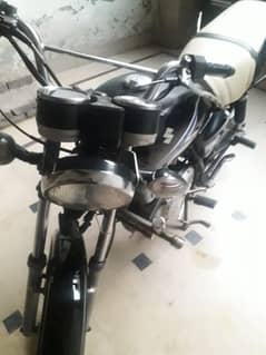 Suzuki 150cc Bike For Sale Contact on 03205860000