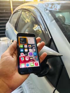 Iphone7 non pta 32gb lush condition special Ramzan offer