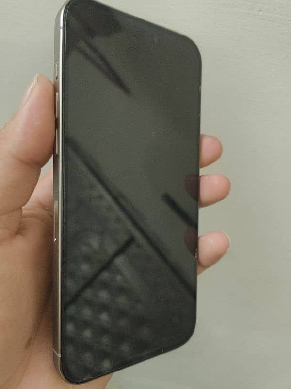 Apple Iphone 15 pro max 256Gb Non PTA 1