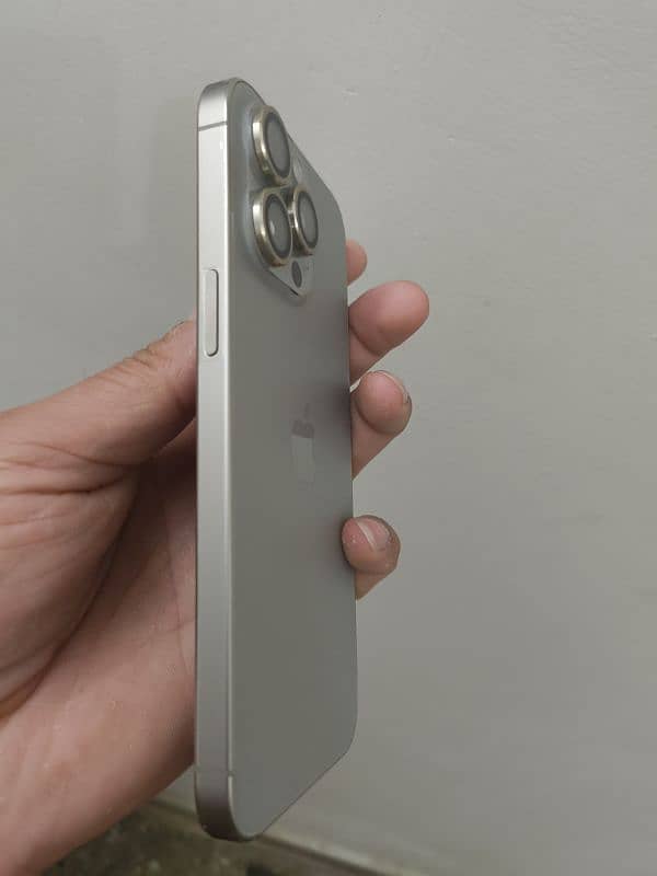 Apple Iphone 15 pro max 256Gb Non PTA 2