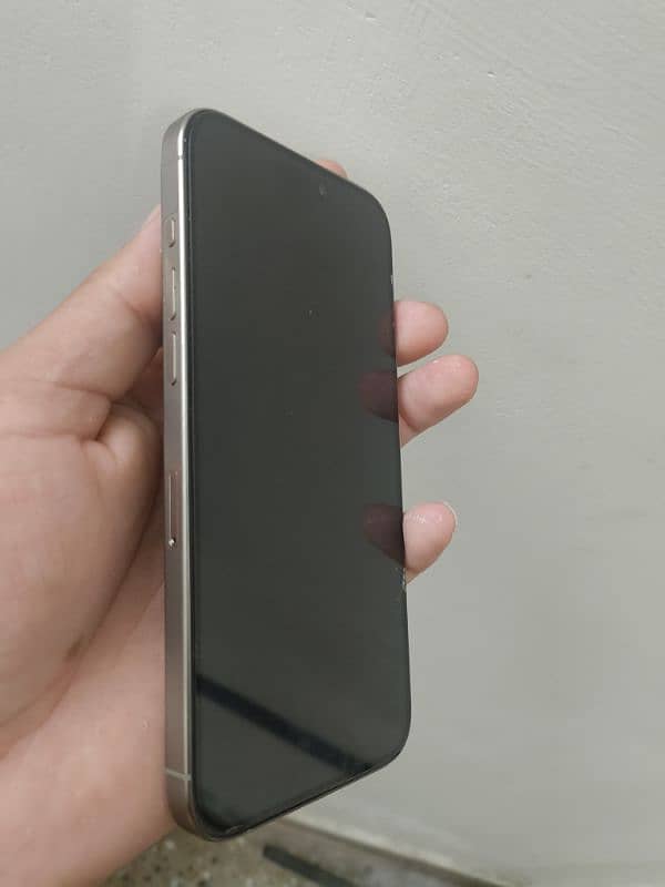 Apple Iphone 15 pro max 256Gb Non PTA 3